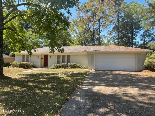 5731 Pepper Ridge Rd, Jackson, MS 39211