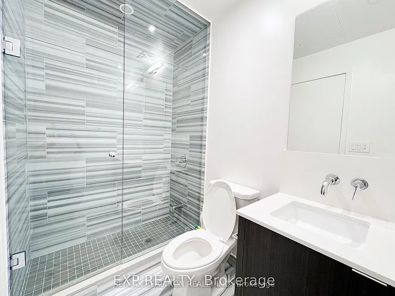 100 Harbour St #6302 — Photo 7