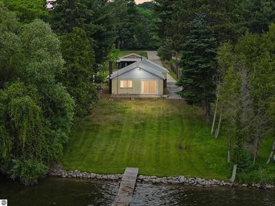 8181 Clam Lake Rd, Bellaire, MI, 49615