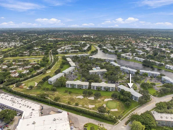 1502 WHITEHALL Drive #305, Davie, FL 33324