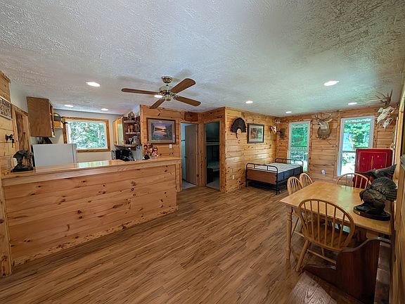 2nd image of 45671 Howe Ln Lot 2