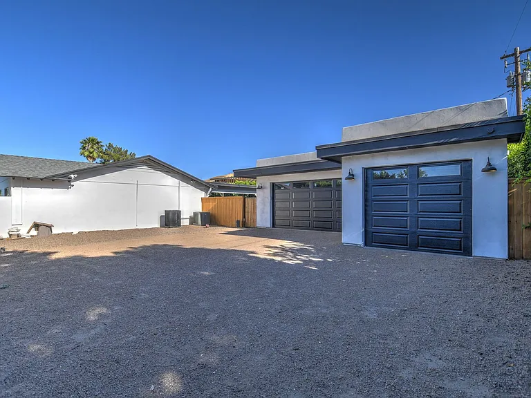 6929 E Mariposa Dr — Photo 52