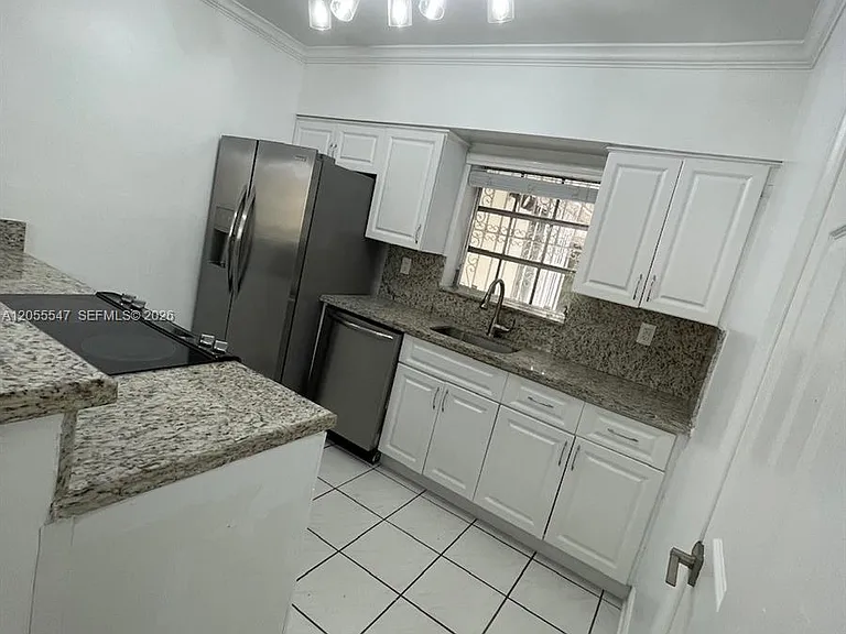 828 Lorca St — Photo 6
