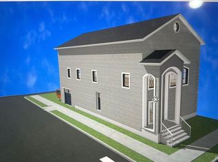 5086 Trowbridge St, Hamtramck, MI 48212