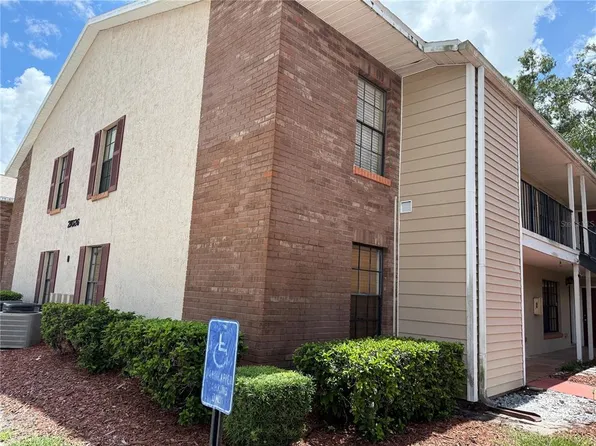 21026 Voyager Blvd APT 4, Land O Lakes, FL 34638