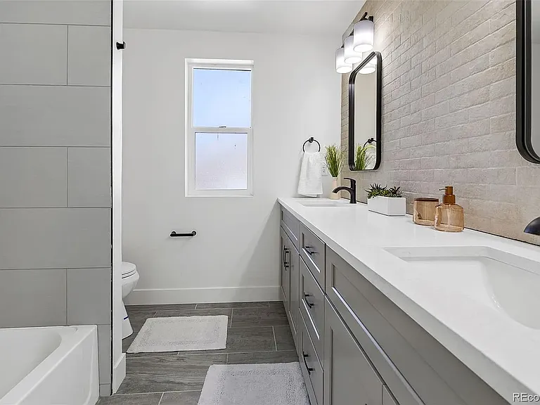 3709 Pecos St — Photo 15