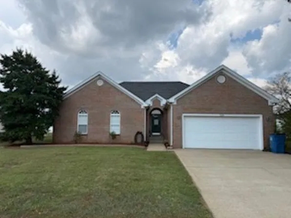 926 Angelica St, Bowling Green, KY 42104