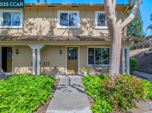 56 Fountainhead Ct, Martinez, CA 94553