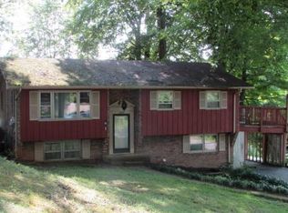 1000 Beechwood Dr, Johnson City, TN 37604
