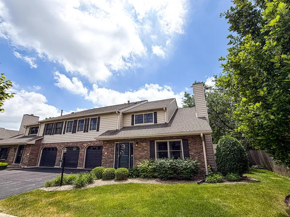 9323 Sunrise Ln, Orland Park, IL 60462