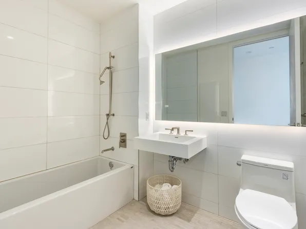 545 Vanderbilt Avenue image 7 of 14