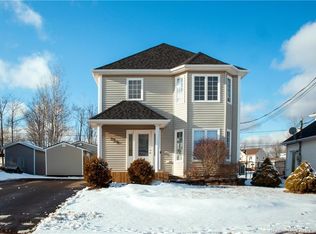 239 Rennick Rd, Moncton, NB E1G4X9