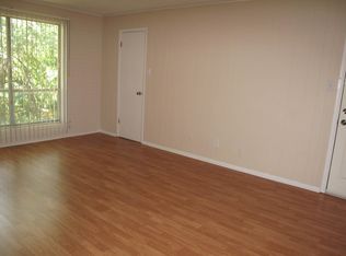 1400 N Austin St APT 4, Denton, TX 76201