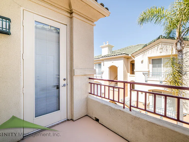 12360 Carmel Country Rd #304 — Photo 12