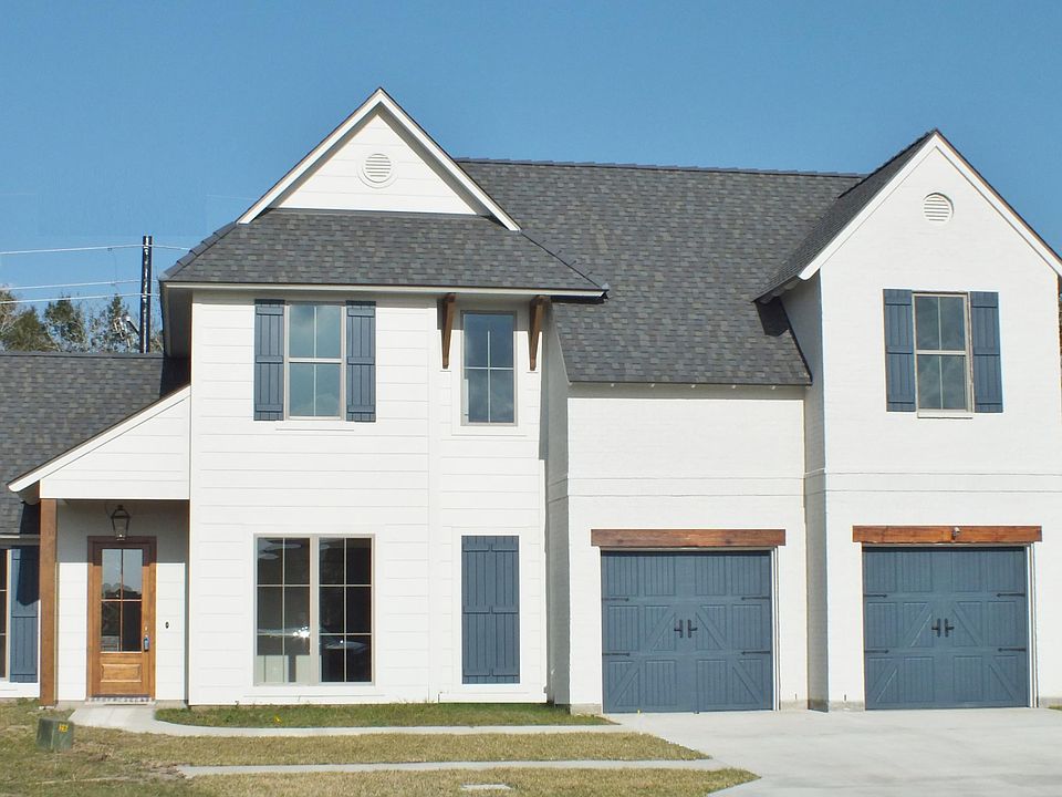 1st image of 106 Amber Pond Ln