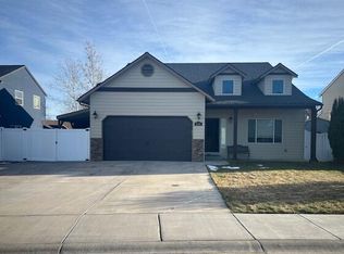 5344 Villa Dr, Klamath Falls, OR 97603