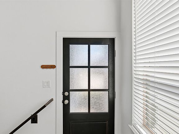 4th image of 7802 Starfish Arbor Dr