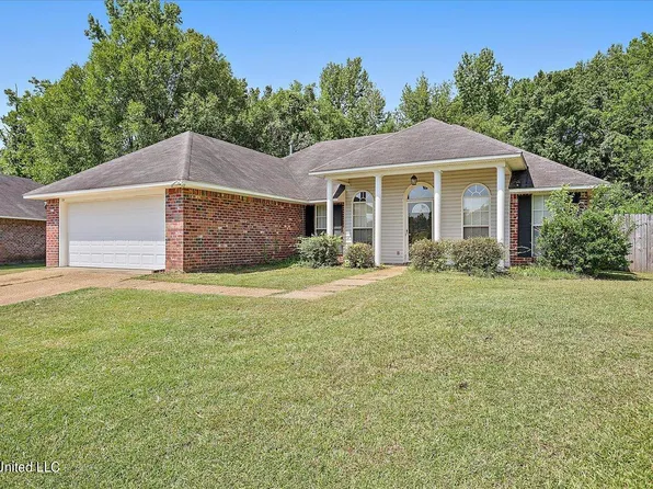 539 Eaglewood Dr, Florence, MS 39073