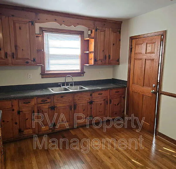 3081 Maury St — Photo 5