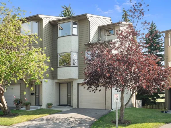 140 N Glamis Ter SW, Calgary, AB T3E 6V3