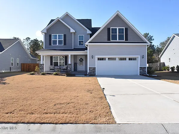 431 Pebble Shore Drive, Sneads Ferry, NC 28460