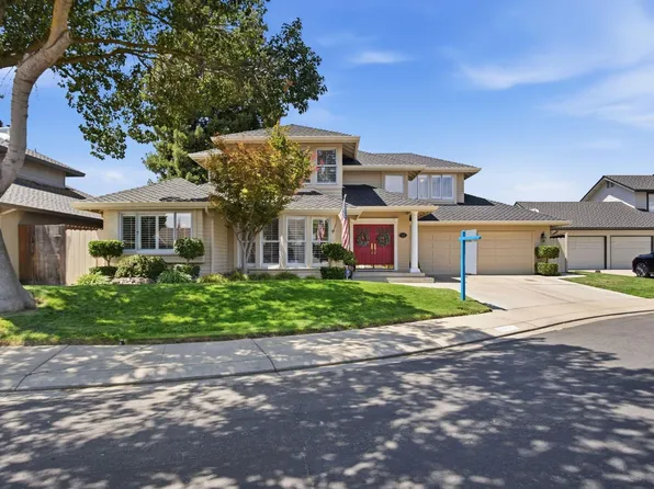 3221 Lakeshore Ct, Modesto, CA 95355