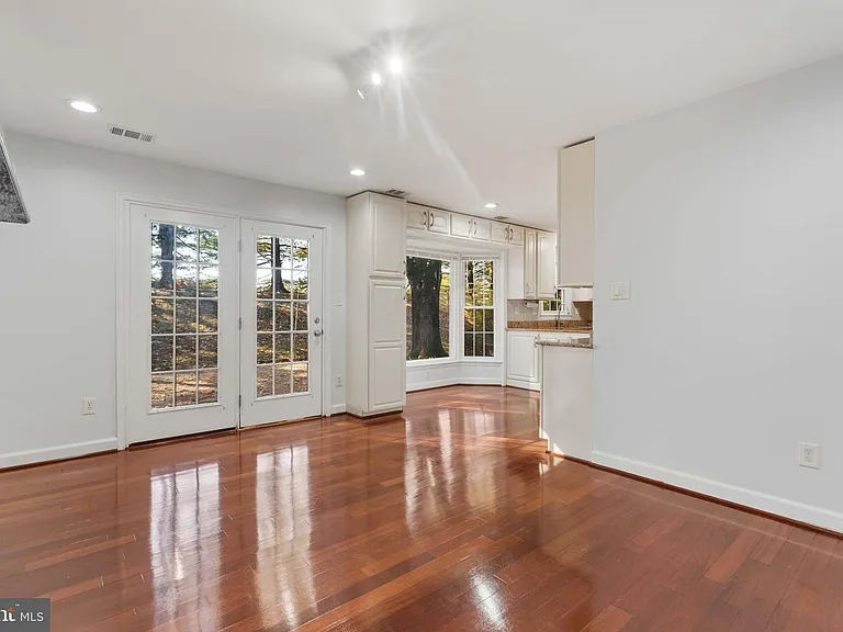 2621 John Milton Dr — Photo 19