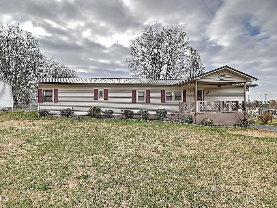 1st image of 1031 Rogan St