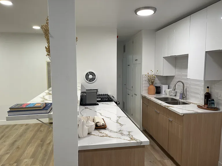 3374 Overland Ave #5 — Photo 13