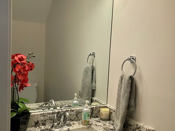 3rd image of 222 Midland Ave APT 6103