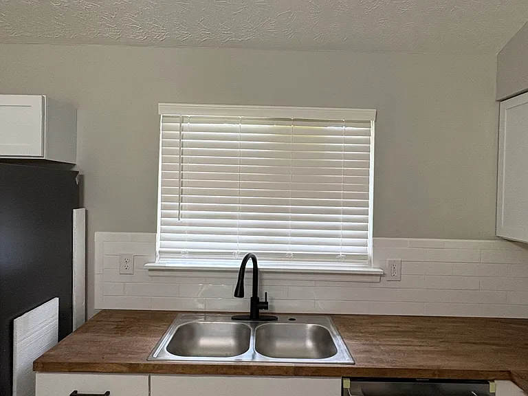 3805 Salmon Ct — Photo 9