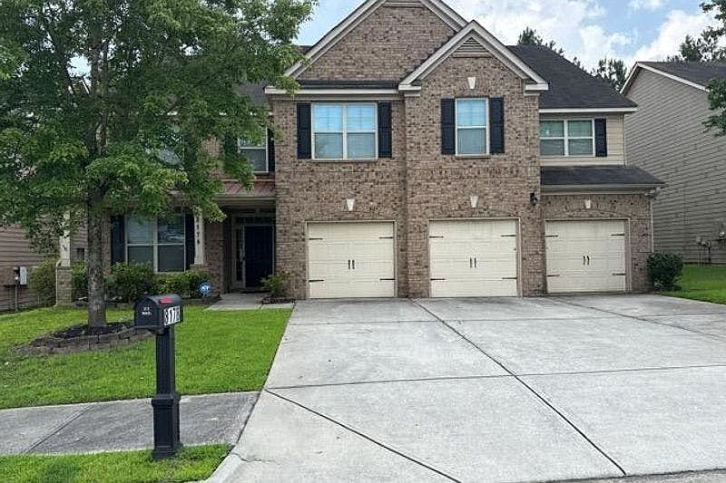 1st image of 8178 Lochley Dr