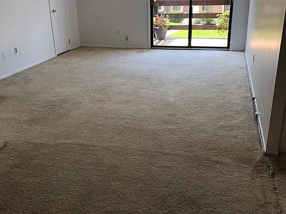 3rd image of 5200 Hilltop Dr APT M25