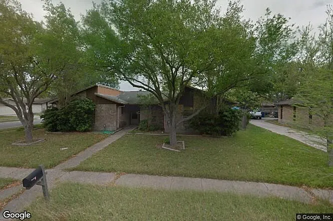 4902 Chatfield Dr — Photo 1