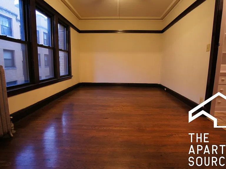 2426 N Sawyer Ave #1E — Photo 5
