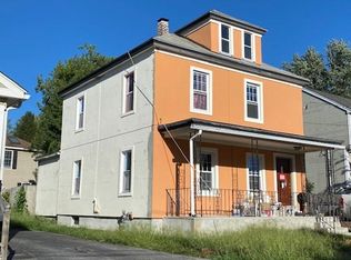 71 Lupine Rd, Lowell, MA 01850