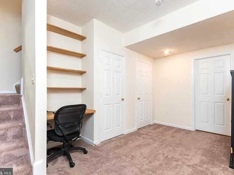 6732 Jenny Leigh Ct — Photo 16