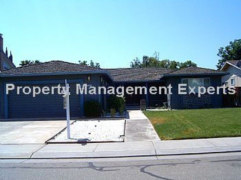1st image of 3302 Angel Dr