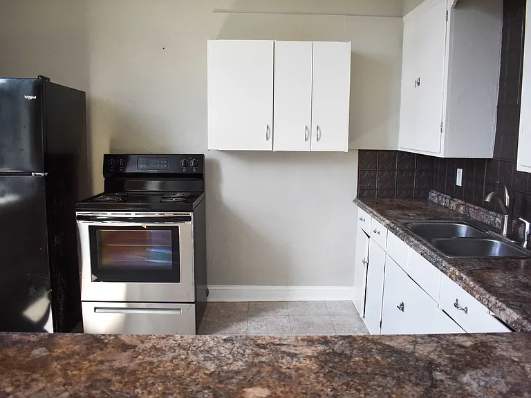 201 E Main St N #304 — Photo 8