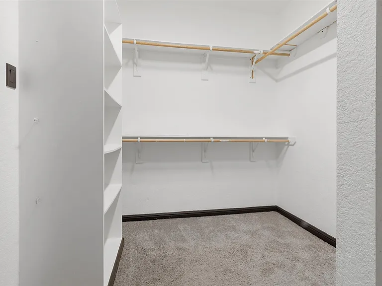 27947 Hendrix Park Dr — Photo 21