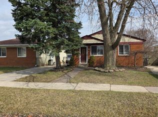 16053 Jackson St, Taylor, MI