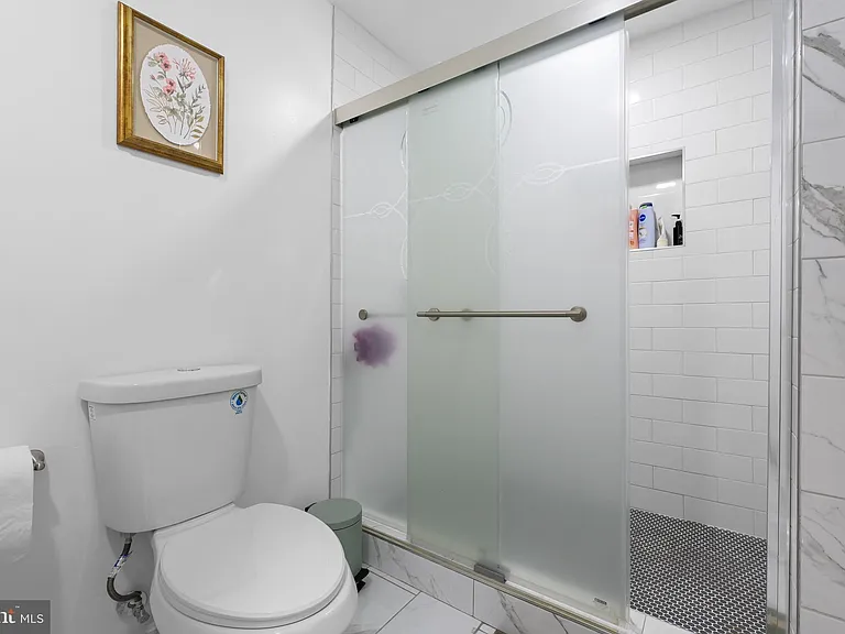 11810 Tregiovo Pl — Photo 27