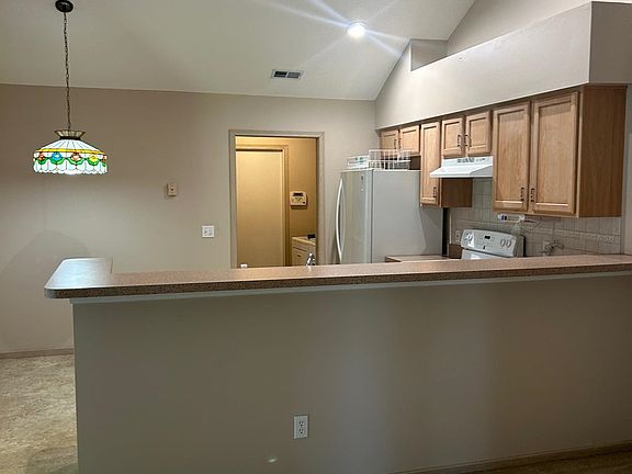 5th image of 151 Wyngate Dr