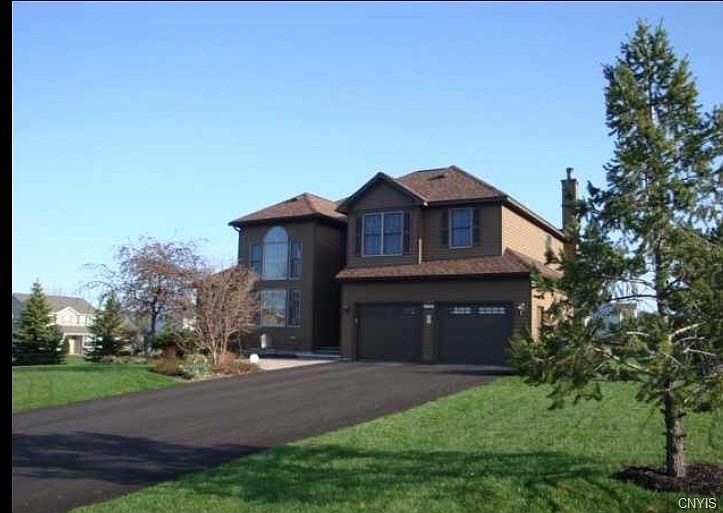 1st image of 6303 Lone Wolf Dr