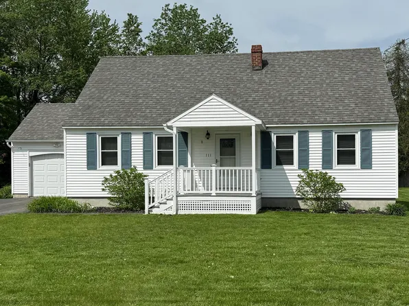 111 Oak Hill Rd, Pittsfield, MA 01201