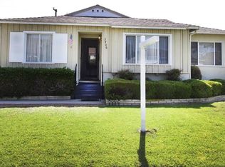 3906 Snowden Ave, Long Beach, CA 90808