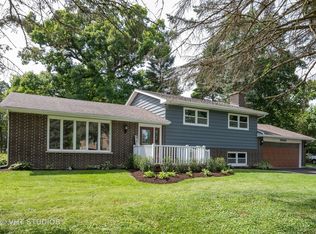 25833 W Marquette Dr, Ingleside, IL 60041