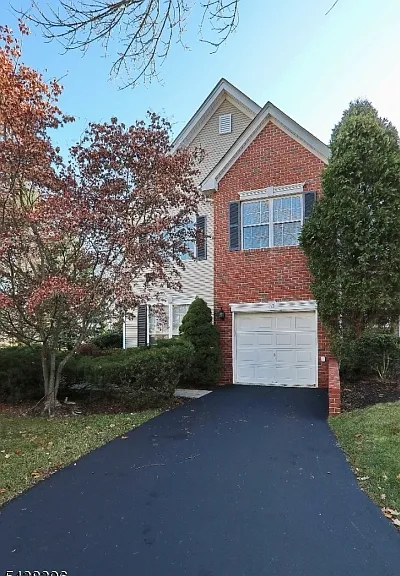 13 Minuteman Ct — Photo 21