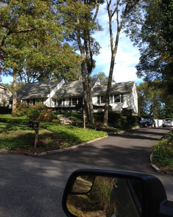 1st image of 131 Grassy Pond Dr