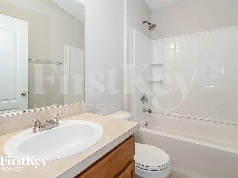 2878 Woodstone Dr — Photo 14